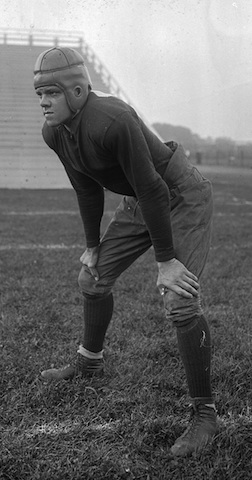 Chuck Collins, one of Notre Dame's famed Seven Mules, played with one finger amputated. 